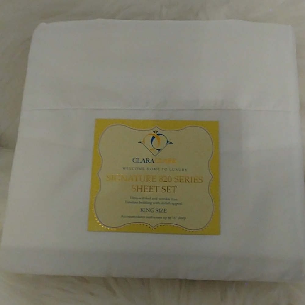 Clara Clark Signature 820 White King Sheet Set
